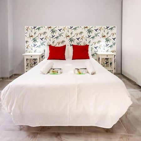 Apartamento Centro - Zona Arenal Apartment Севиля Екстериор снимка