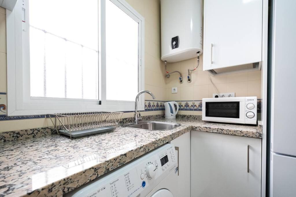 Apartamento Centro - Zona Arenal Apartment Севиля Екстериор снимка