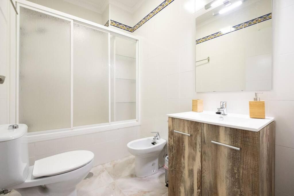 Apartamento Centro - Zona Arenal Apartment Севиля Екстериор снимка